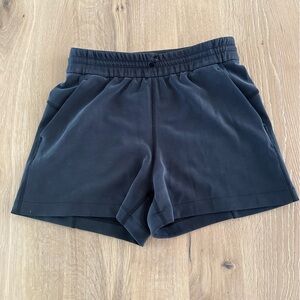 Lululemon Softstreme shorts size 4 black